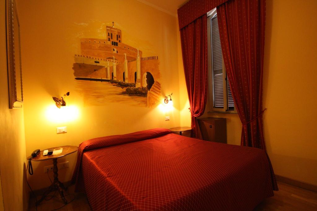 Hotel Cherubini