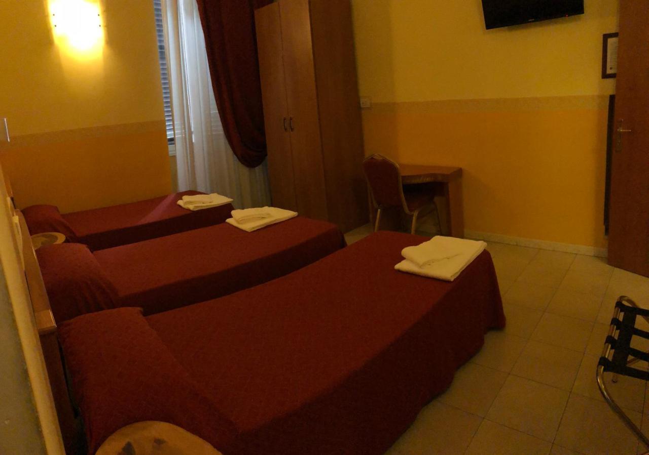 Cherubini Hotel 2*