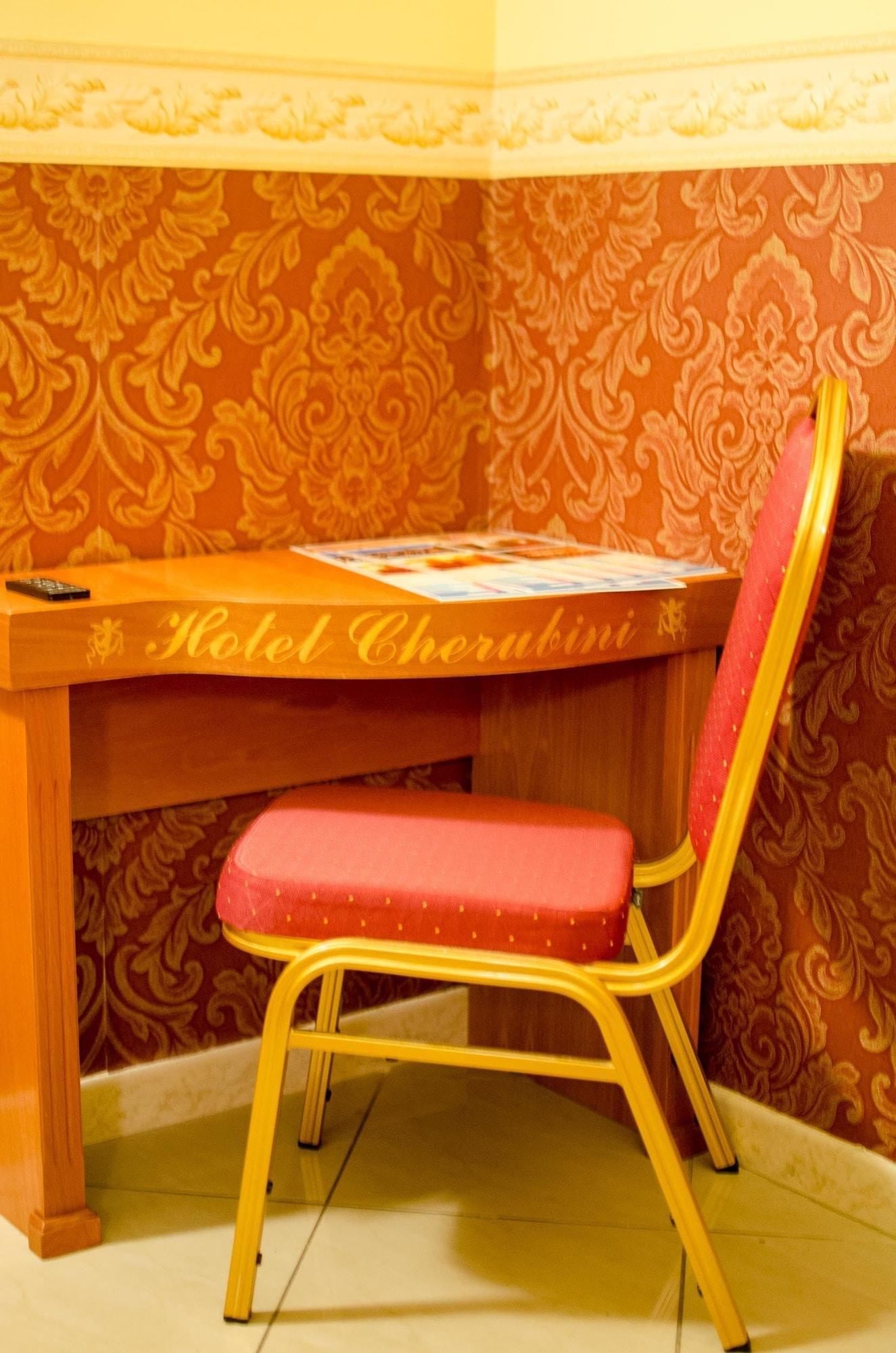 Hotel Cherubini