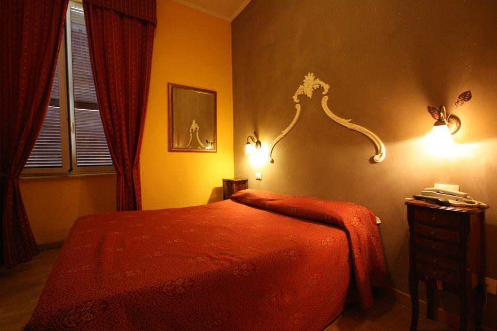 Hotel Cherubini 2*